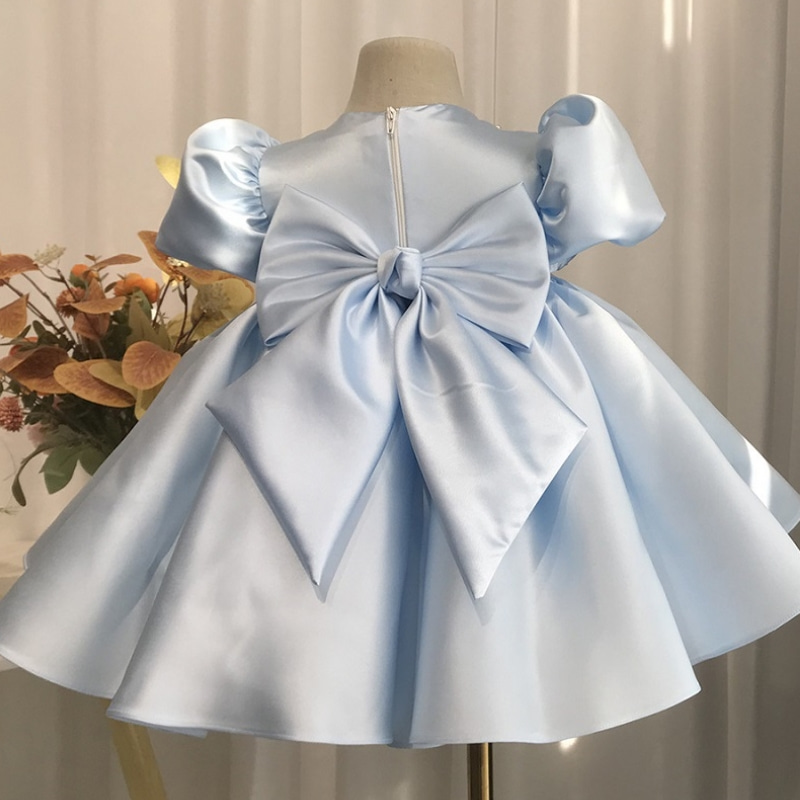 Vestido fofo de seda pérola menina azul