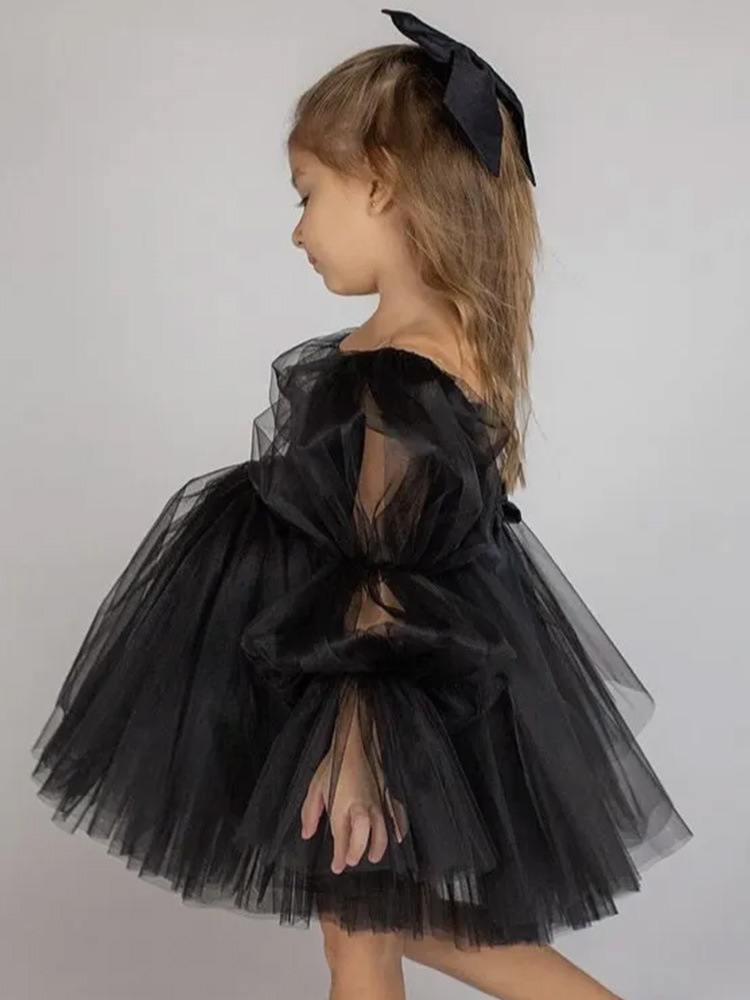 Vestido de menina tutu com manga bufante e ombro de fora